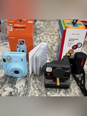 Fujifilm instax mini 11 Sky Blue Instant Camera